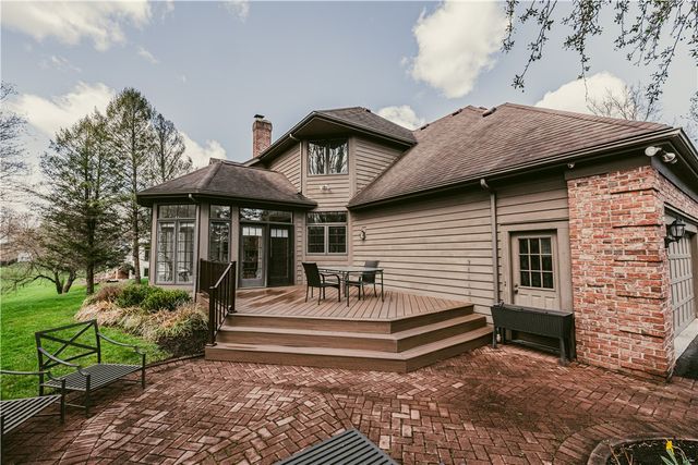 27 Fall Meadow Drive, Pittsford, NY 14534