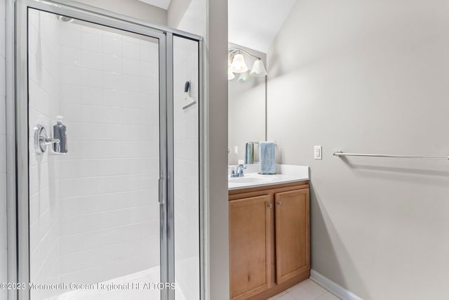 1 Kyle Drive, Tinton Falls, NJ 07712