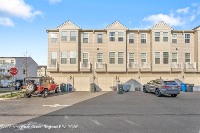 1 Kyle Drive, Tinton Falls, NJ 07712