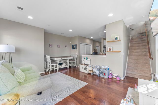 1 Kyle Drive, Tinton Falls, NJ 07712