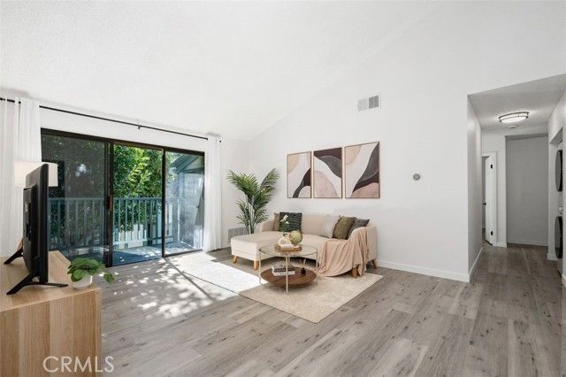 20553 S Vermont Avenue 6, Torrance, CA 90502