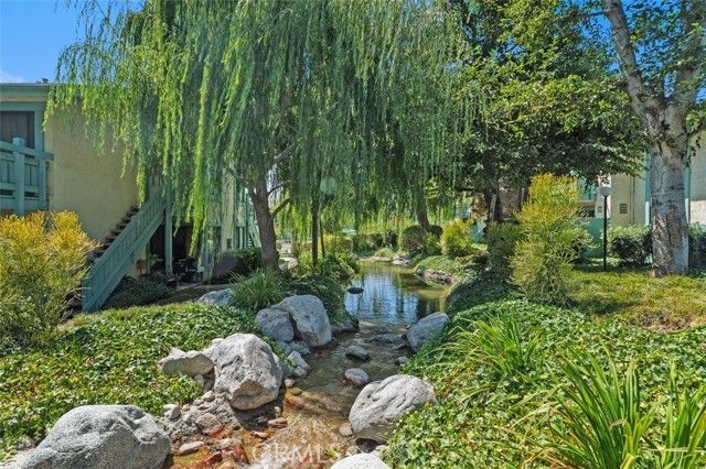 20553 S Vermont Avenue 6, Torrance, CA 90502