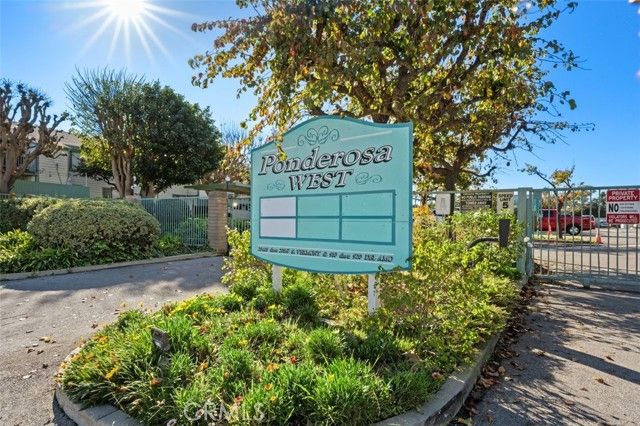 20553 S Vermont Avenue 6, Torrance, CA 90502