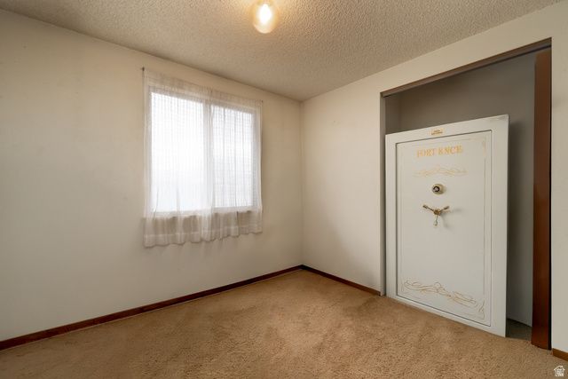 495 E 400 S, Roosevelt, UT 84066