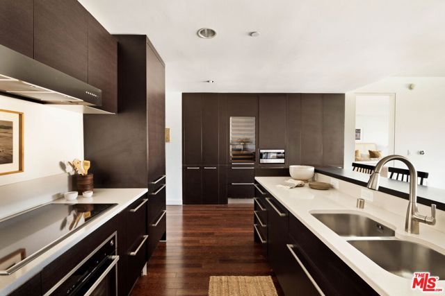 6250 Hollywood Boulevard 7G, Los Angeles, CA 90028