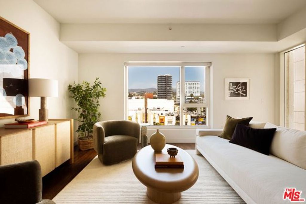 6250 Hollywood Boulevard 7G, Los Angeles, CA 90028