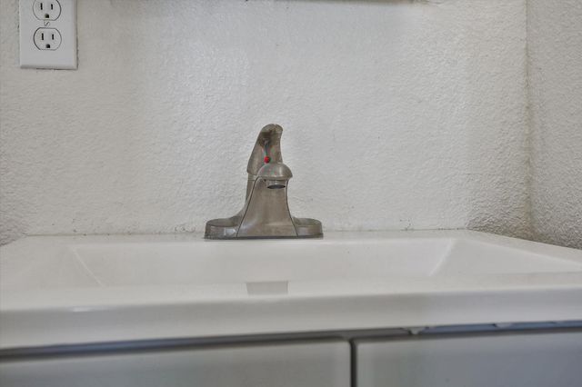 7621 23rd St, Sacramento, CA 95832