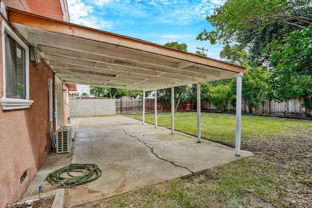 7621 23rd St, Sacramento, CA 95832