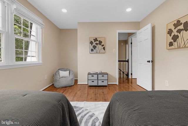 10429 HEADLY CT, Fairfax, VA 22032