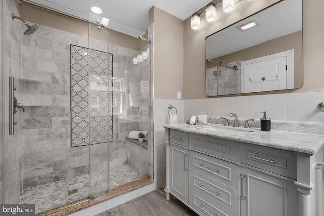 10429 HEADLY CT, Fairfax, VA 22032