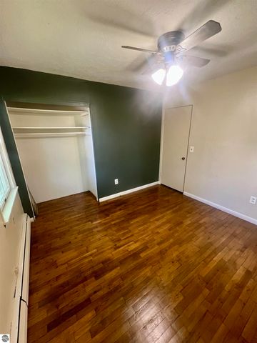 412 Rockingham Avenue, Alma, MI 48801