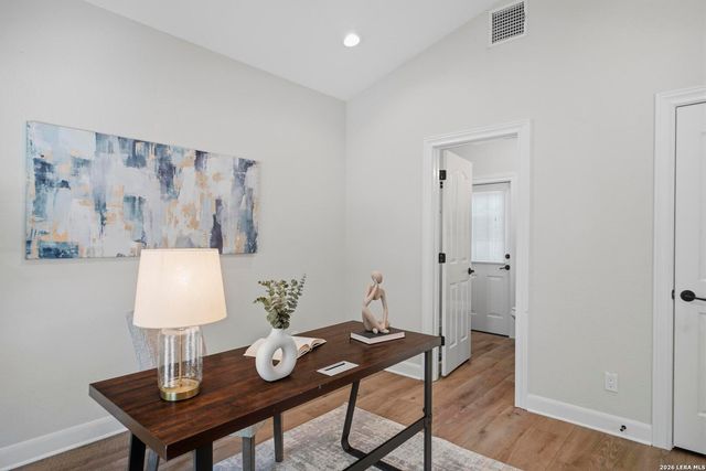 404 OGrady St, Boerne, TX 78006