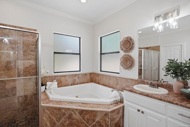 404 OGrady St, Boerne, TX 78006