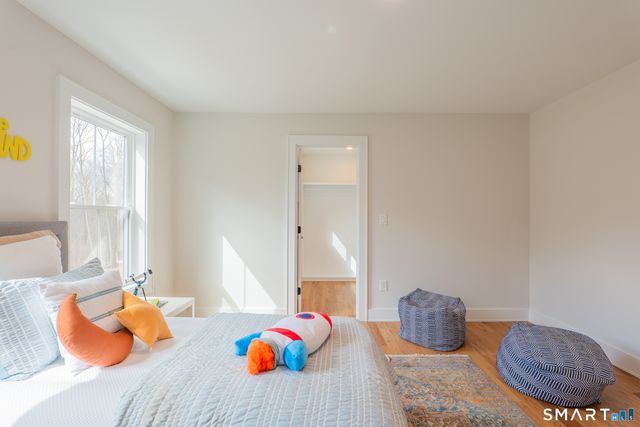 2 Brookview Heights Court, Shelton, CT 06484