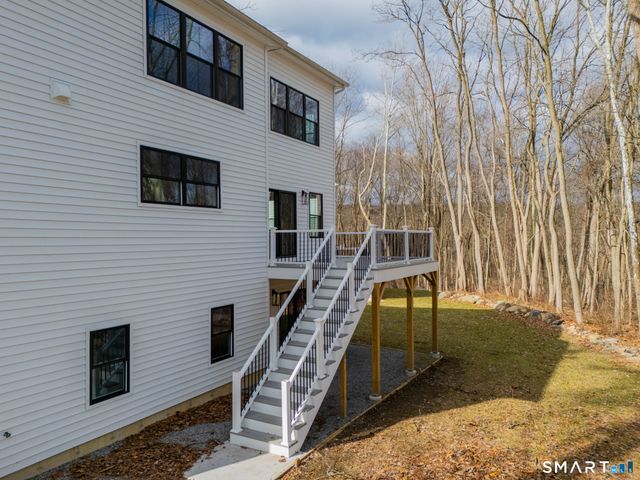 2 Brookview Heights Court, Shelton, CT 06484