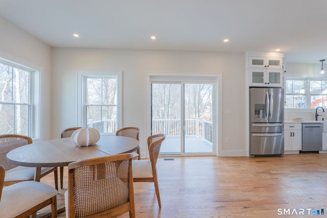 2 Brookview Heights Court, Shelton, CT 06484