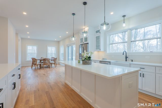 2 Brookview Heights Court, Shelton, CT 06484