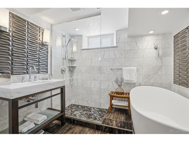 621 Kearney St, Denver, CO 80220