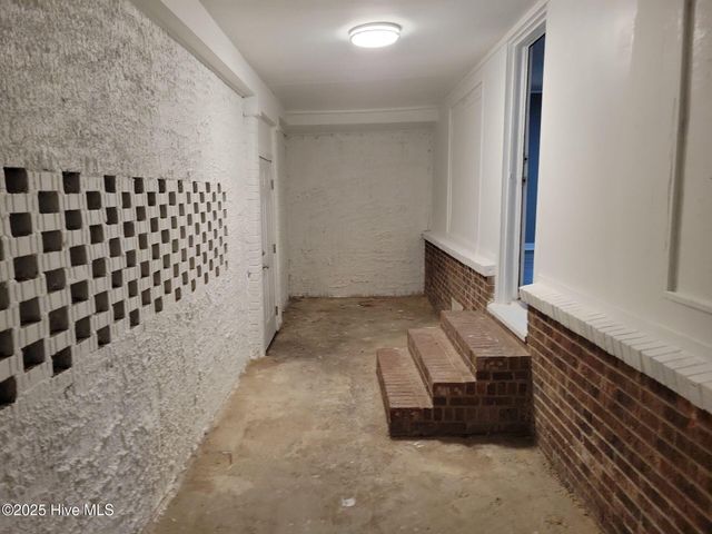 557 Circle Drive, Greenville, NC 27858