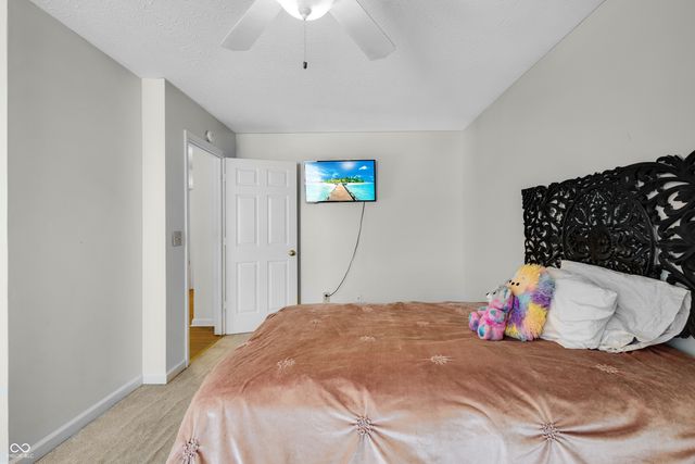 7738 Bright Leaf Circle, Indianapolis, IN 46239