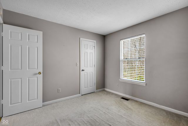 7738 Bright Leaf Circle, Indianapolis, IN 46239