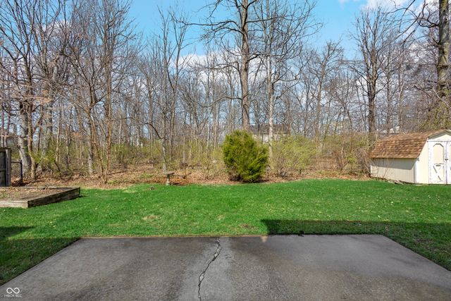 7738 Bright Leaf Circle, Indianapolis, IN 46239