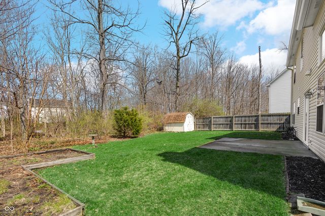 7738 Bright Leaf Circle, Indianapolis, IN 46239