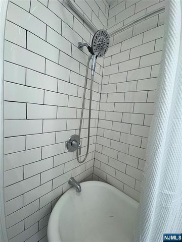 24 Pamrapo Avenue 1, Jersey City, NJ 07305