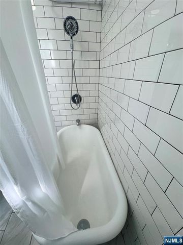 24 Pamrapo Avenue 1, Jersey City, NJ 07305