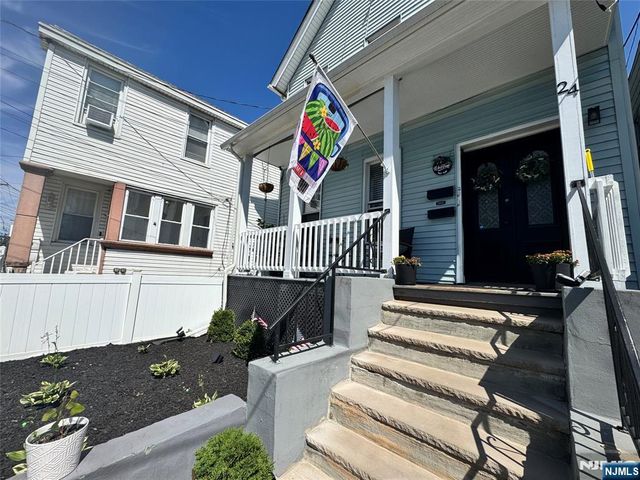 24 Pamrapo Avenue 1, Jersey City, NJ 07305