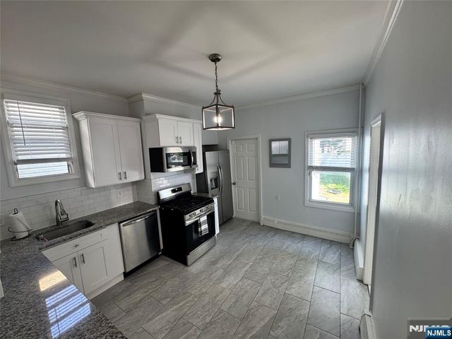 24 Pamrapo Avenue 1, Jersey City, NJ 07305