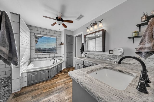 3017 Sylvan Valley Drive, Weatherford, TX 76087