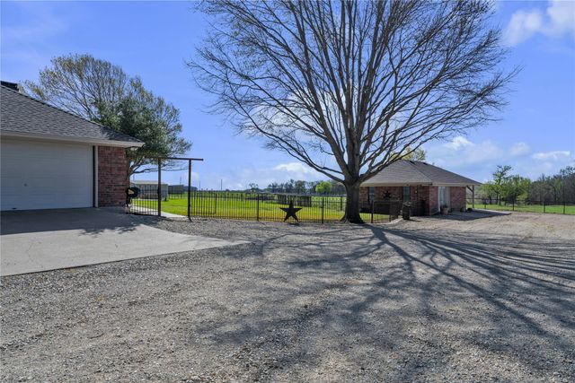 3017 Sylvan Valley Drive, Weatherford, TX 76087