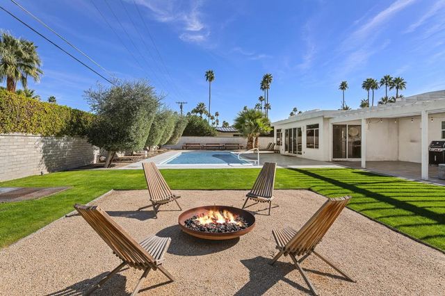 1022 E Mesquite Avenue, Palm Springs, CA 92264