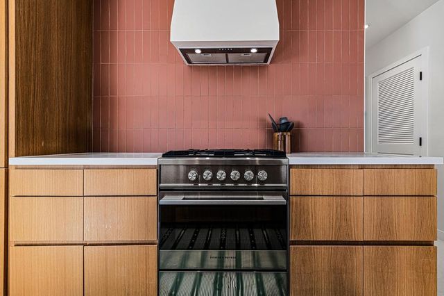 1022 E Mesquite Avenue, Palm Springs, CA 92264