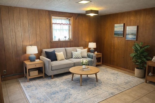 8 Walnut Knoll, Canton, MA 02021