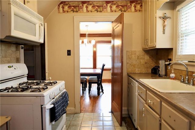 443 N 19th Street, Kansas City, KS 66102