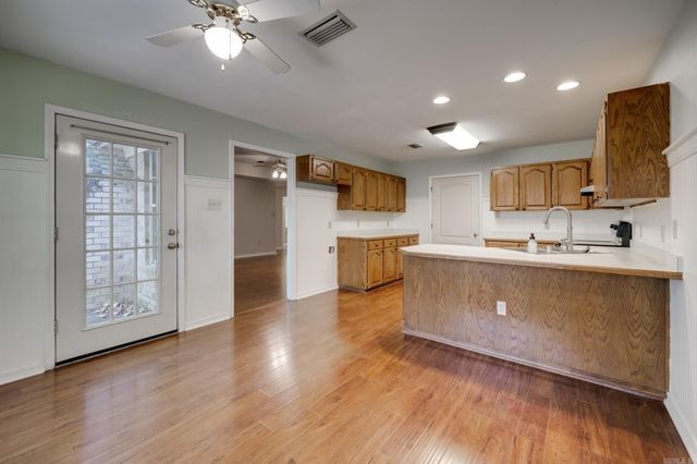 2540 Krystal Kreek Drive, Conway, AR 72032