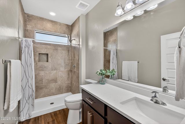 3047 N Dales Crossing Drive, Tucson, AZ 85745