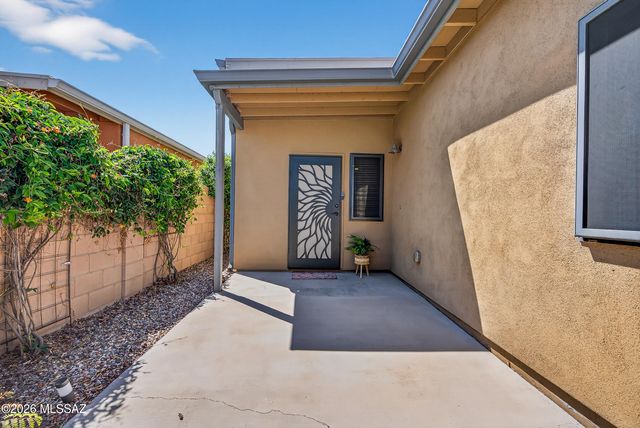 3047 N Dales Crossing Drive, Tucson, AZ 85745