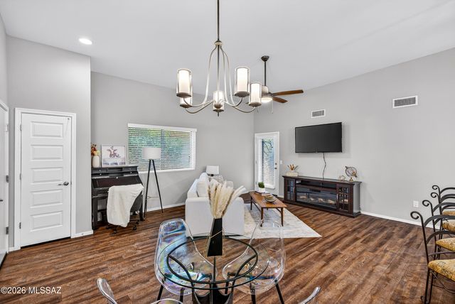 3047 N Dales Crossing Drive, Tucson, AZ 85745