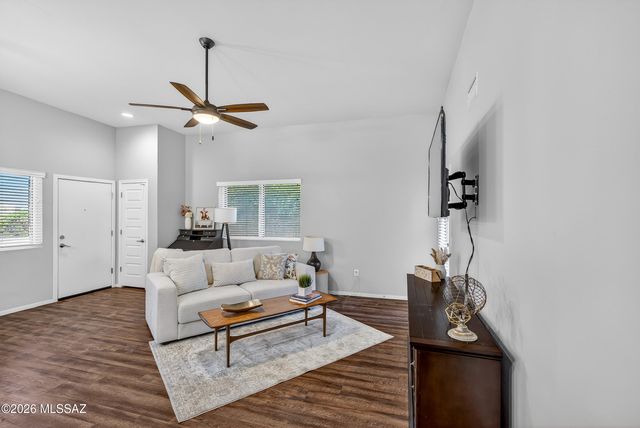 3047 N Dales Crossing Drive, Tucson, AZ 85745