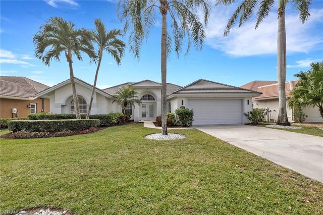 1092 Tivoli DR, Naples, FL 34104
