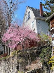 32 Mason Terrace 2, Brookline, MA 02446