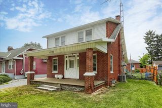 4160 W MARKET ST, York, PA 17408