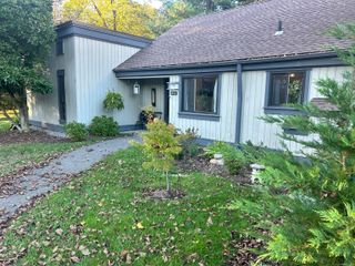 916 Heritage VLG A, Southbury, CT 06488