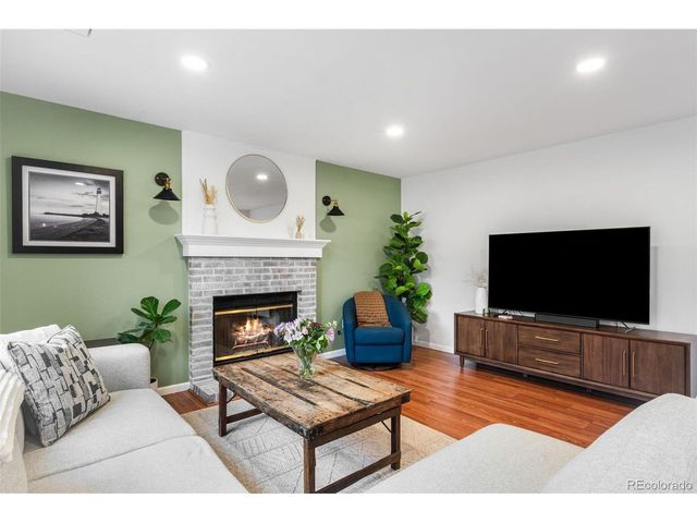 8163 S Humboldt Cir, Centennial, CO 80122