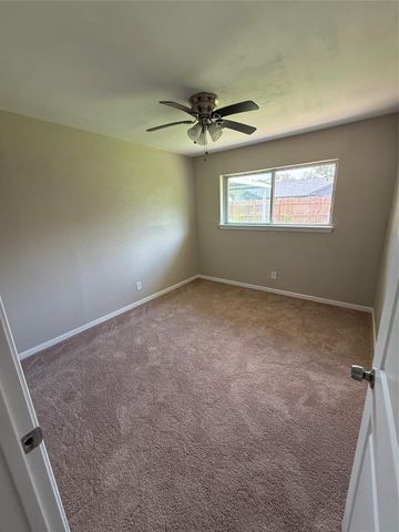 626 Shore Acres Boulevard, La Porte, TX 77571