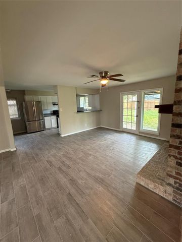 626 Shore Acres Boulevard, La Porte, TX 77571
