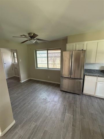 626 Shore Acres Boulevard, La Porte, TX 77571